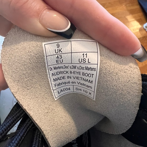 Dr Marten Audrick Boot - Picture 7 of 7